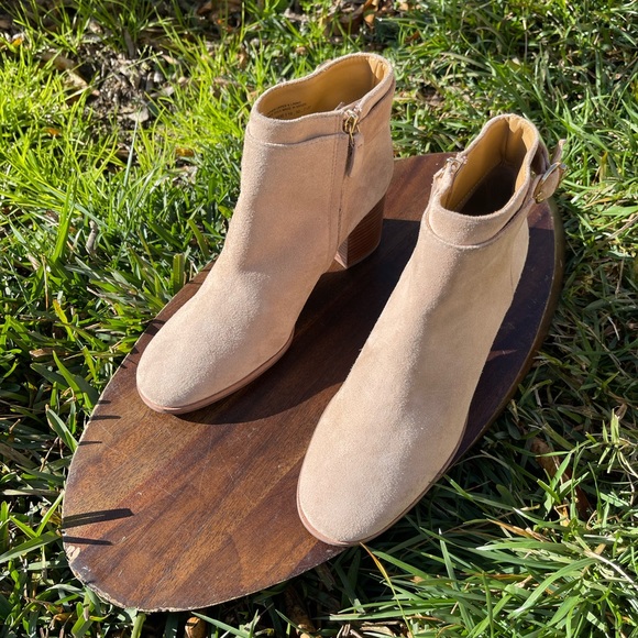 Tory Burch nude Suede Leather boots booties Size 8.5 - Picture 4 of 16